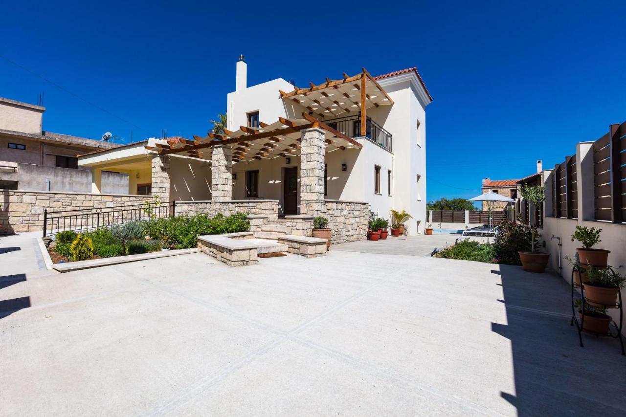 Villa Roustika 4 Seasons Exterior foto